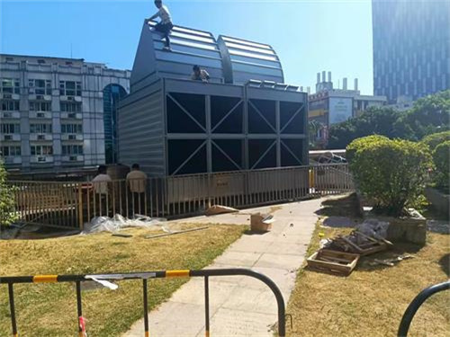 玻璃鋼工藝管道具有耐磨性和耐腐性,玻璃鋼夾砂管工藝